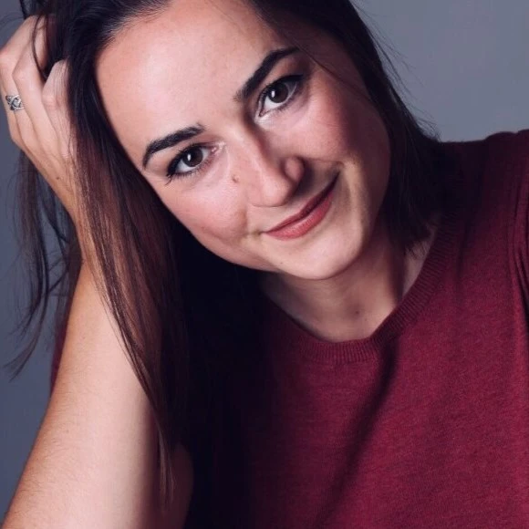 Zoë Dubus